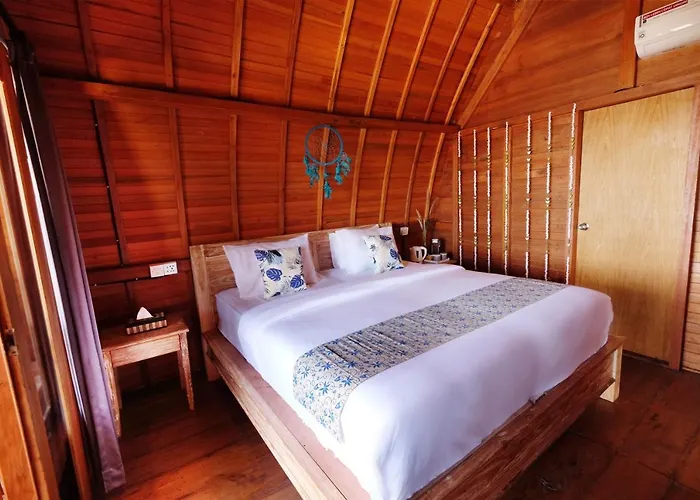 Adara Huts Ferienpark Batununggul
