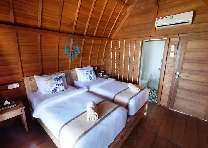 Adara Huts