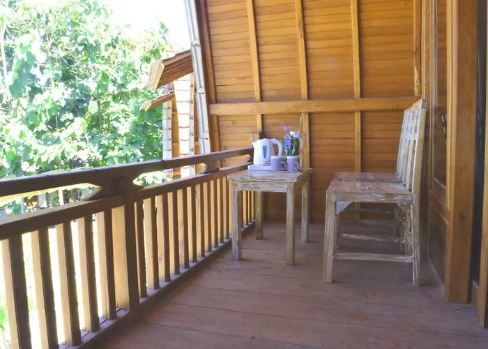 Adara Huts